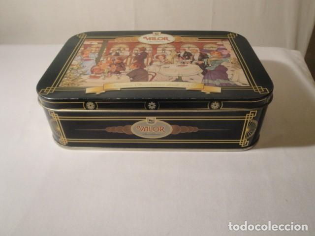 Cajas y cajitas met&aacute;licas: Lata de hojalata rectangular Valor Chocolater&iacute;as. Nueva. - Foto 1