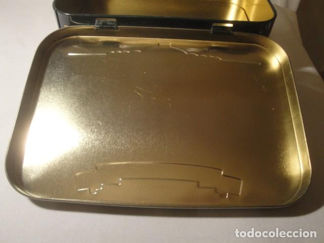 Cajas y cajitas met&aacute;licas: Lata de hojalata rectangular Valor Chocolater&iacute;as. Nueva. - Foto 9