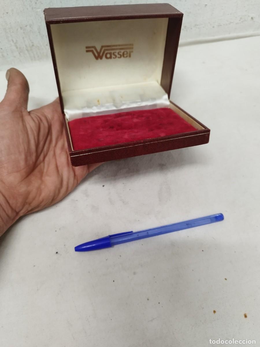 Blechdosen und Kisten: Antigua caja p&agrave;ra reloj de pulsera Wasser.