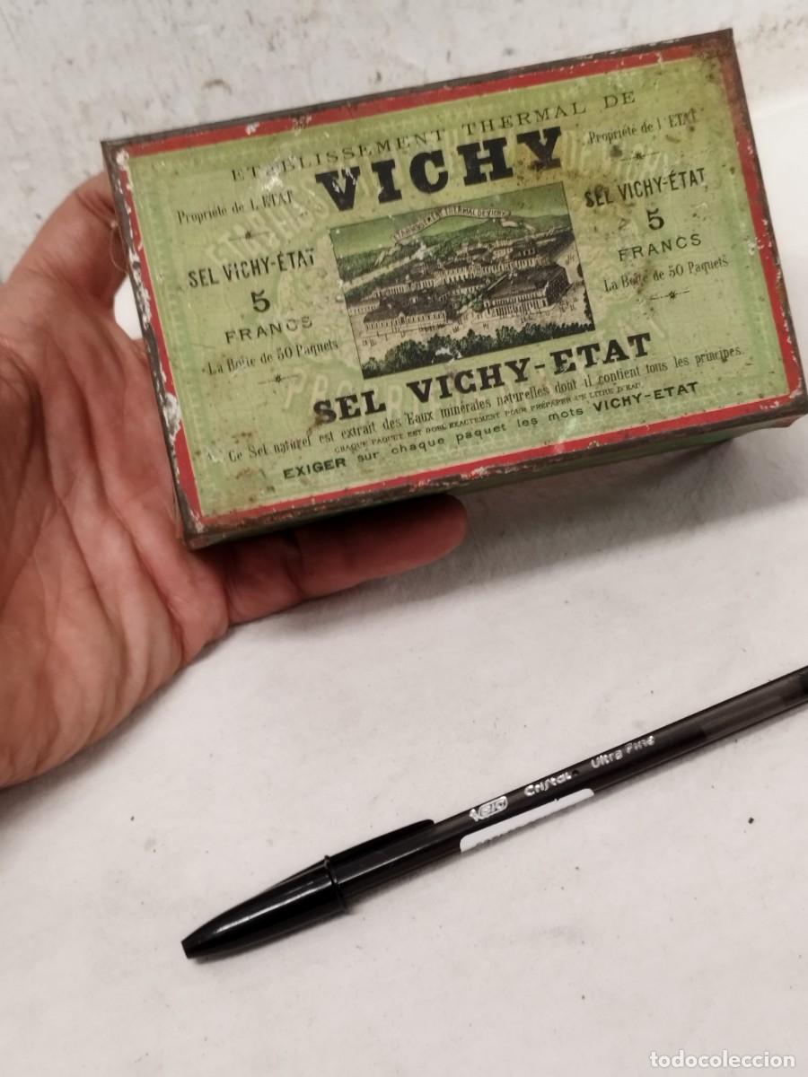 Blechdosen und Kisten: Antigua caja metalica, de hojalata. Publicidadtermas Vichy-Etat, Francia. sels extracto minerales.