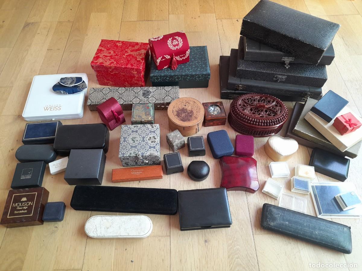 Blechdosen und Kisten: Lote 50 cajas variadas, de joyer&iacute;a, cuberter&iacute;a, de plastico, cart&oacute;n , o forrados de tela
