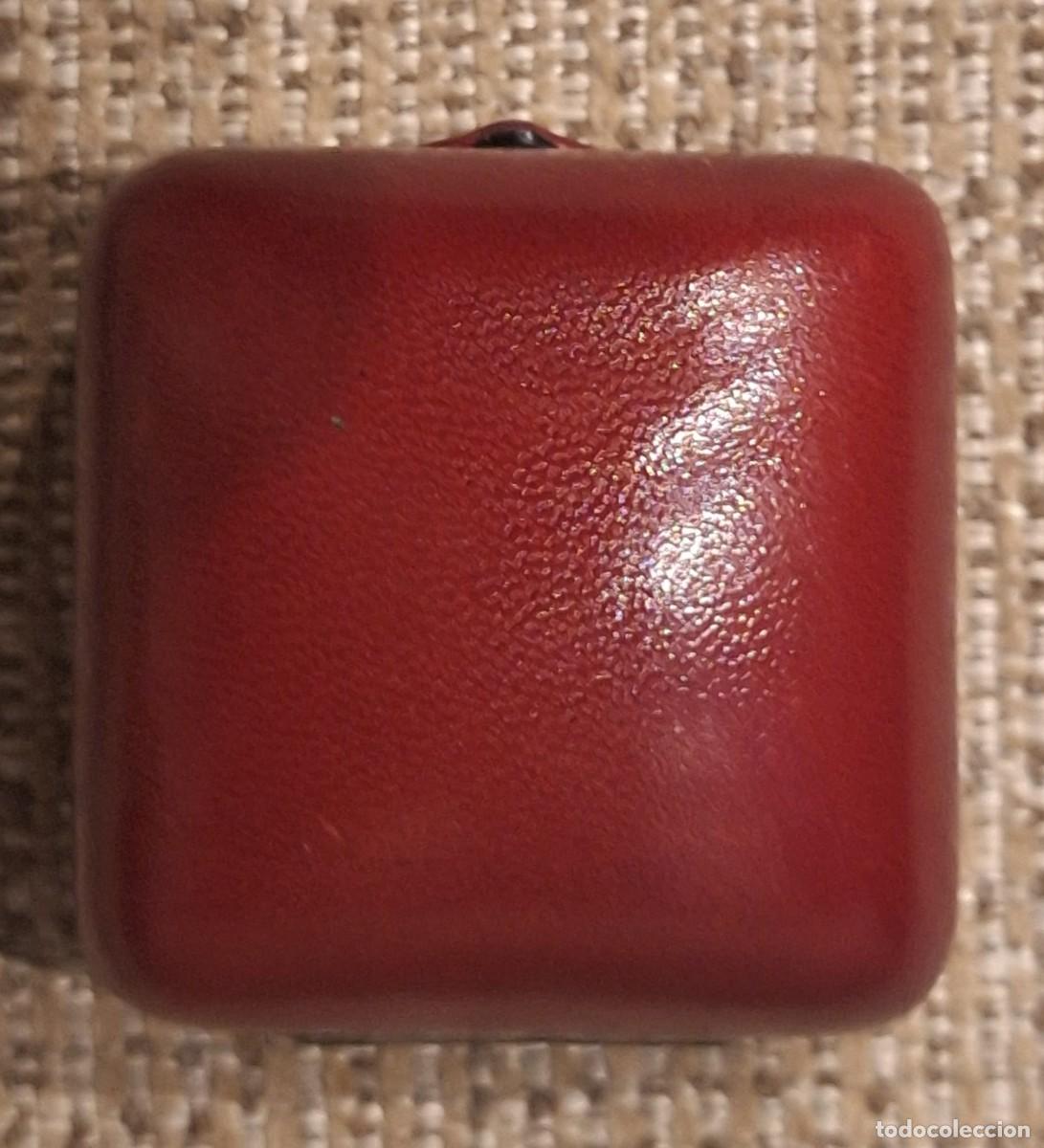 Boxes and metal boxes: Caja antigua de joyer&iacute;a &ndash; Barcelona (6 x 6 x 4 cm)