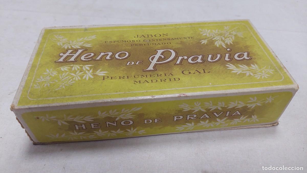 Casse e cassette metalliche: Antigua caja de jab&oacute;n Heno de Pravia.