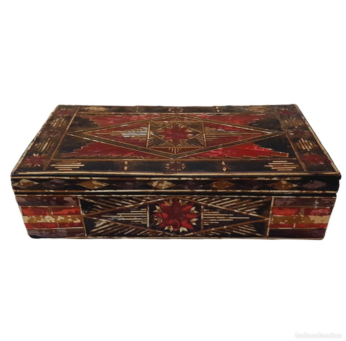 Blechdosen und Kisten: Caja de Madera Vintage &ndash; Encanto Cl&aacute;sico con Tapa Abatible(2.4)