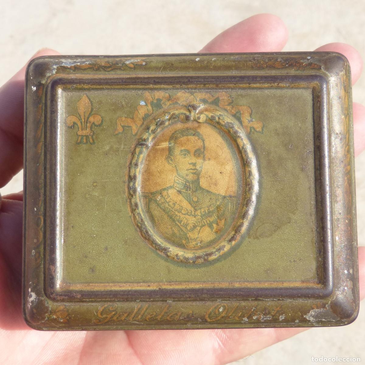 Caixas e caixinhas met&aacute;licas: Antigua cajita de galletas Olibet, 9x7,5x3cm, 59gr. Retrato de Alfonso XIII.