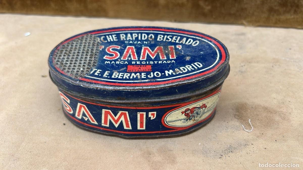 Caixas e caixinhas met&aacute;licas: CAJA ANTIGUA DE CHAPA DE PARCHES DE PEGADO RAPIDO DE 12 X 5 CMS.