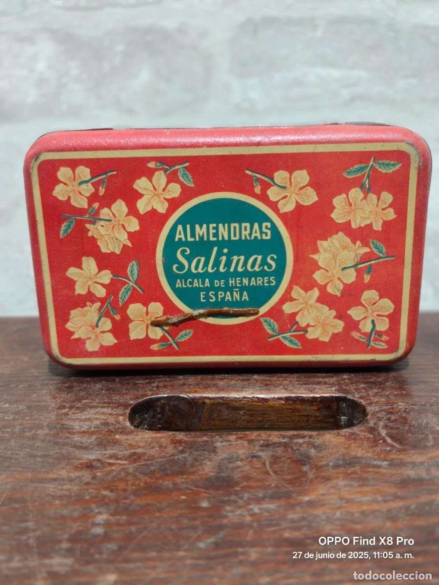 Caixas e caixinhas met&aacute;licas: LATA METALICA DE ALMENDRAS SALINAS ALCALA DE HENARES 5 CMS. DE ALTO X 18 CMS. DE ANCHO X 10 DE FONDO