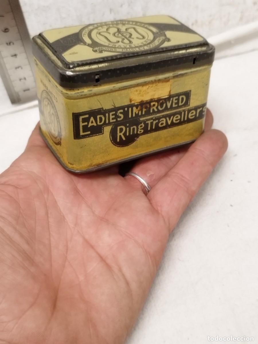 Caixas e caixinhas met&aacute;licas: Antigua caja met&aacute;lica ring travellers, eadies improved.