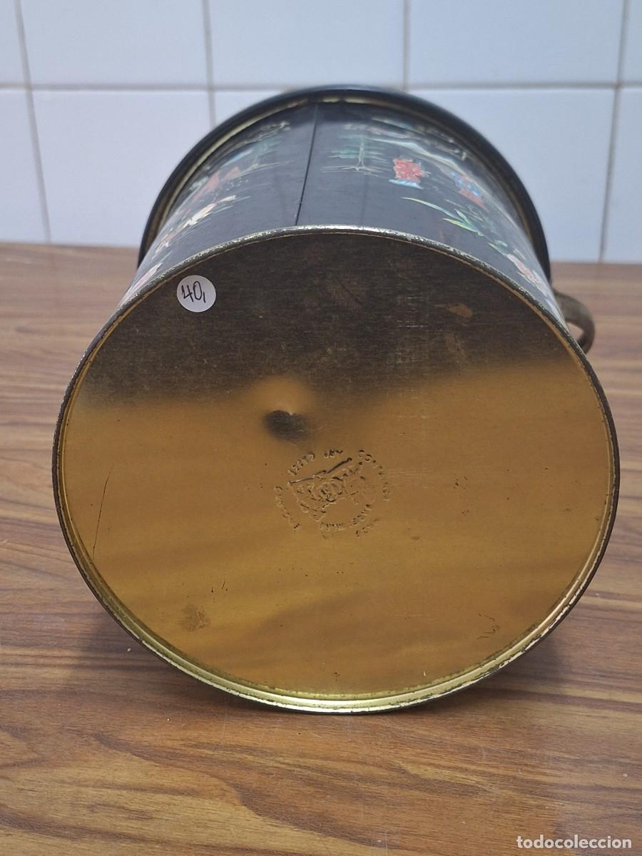 Cajas y cajitas met&aacute;licas: LATA BOMBONERA CON ASA - Foto 4
