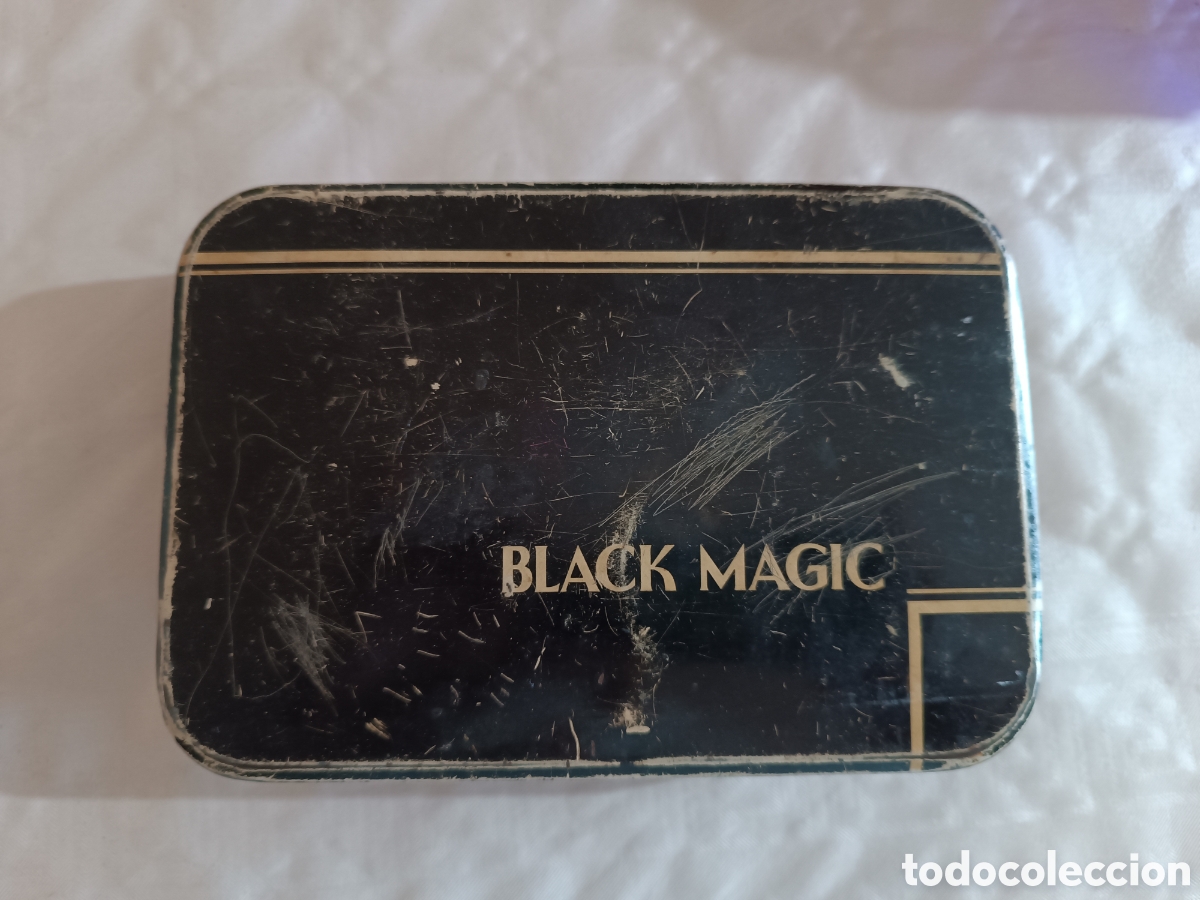 Boxes and metal boxes: Antigua CAJA met&aacute;lica BLACK MAGIC.