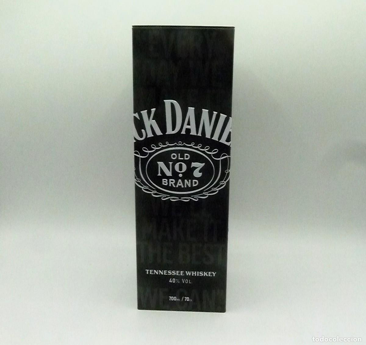 Cajas y cajitas met&aacute;licas: Caja met&aacute;lica Jack Daniels 700ml
