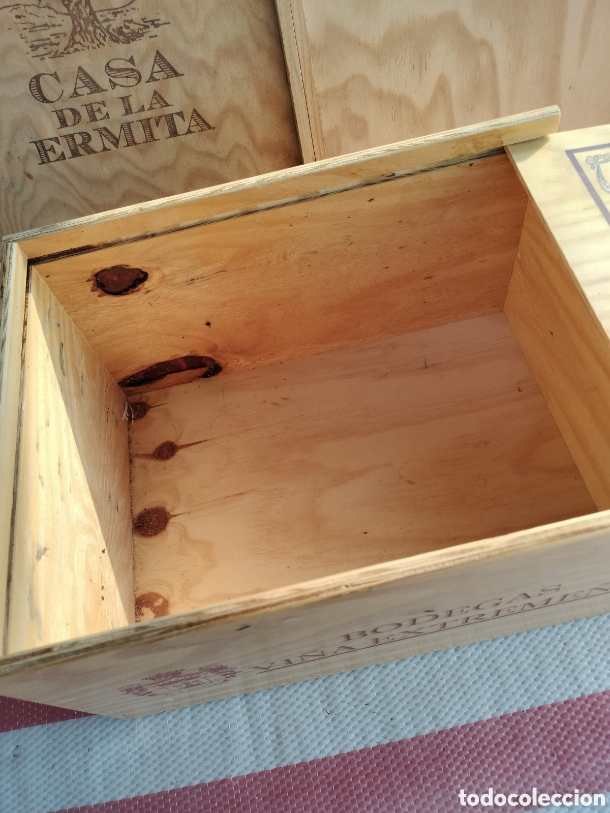 Cajas y cajitas met&aacute;licas: Caja de madera bodegas vi&ntilde;a extreme&ntilde;a - Foto 3