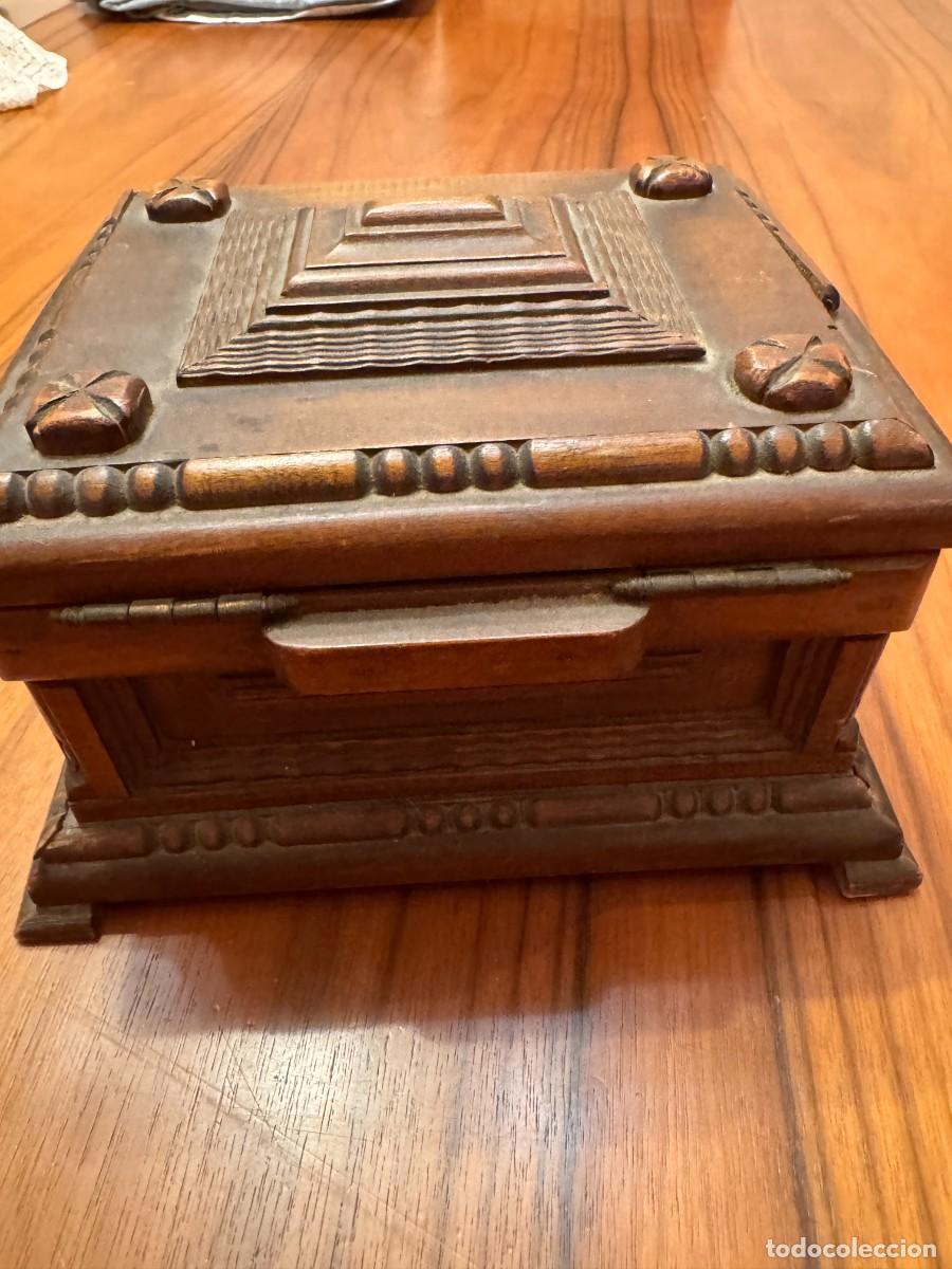 Cajas y cajitas met&aacute;licas: Antigua caja de madera - Foto 5