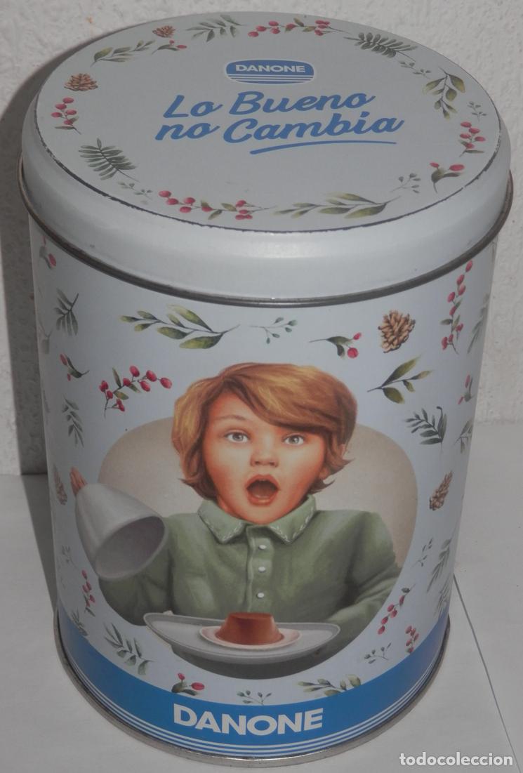 Cajas y cajitas met&aacute;licas: LATA DE LA MARCA DANONE - Foto 1