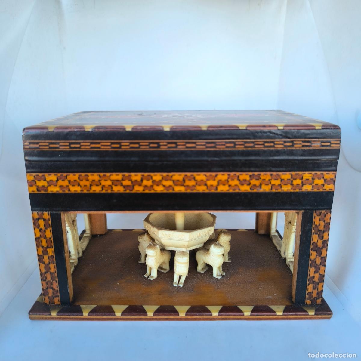 Cajas y cajitas met&aacute;licas: CAJA FUENTE DEL PATIO DE LOS LEONES. GRANADA