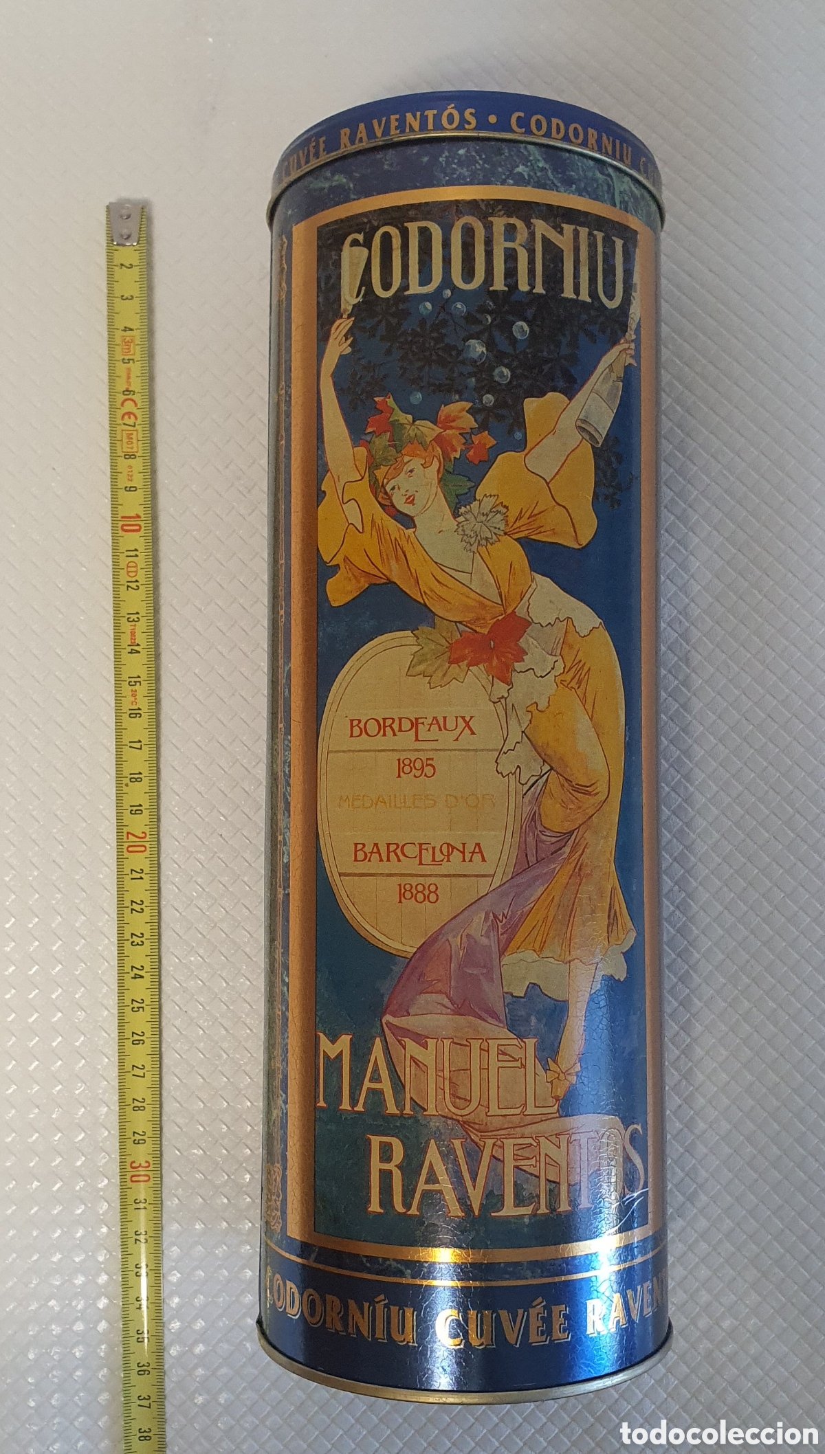 Cajas y cajitas met&aacute;licas: Lata de Codorniu Manuel Ravento - Foto 4