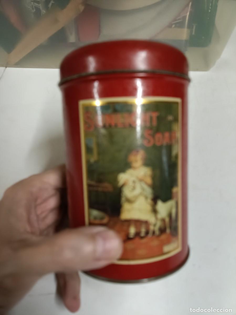 Cajas y cajitas met&aacute;licas: Bote curioso antiguo - Foto 3