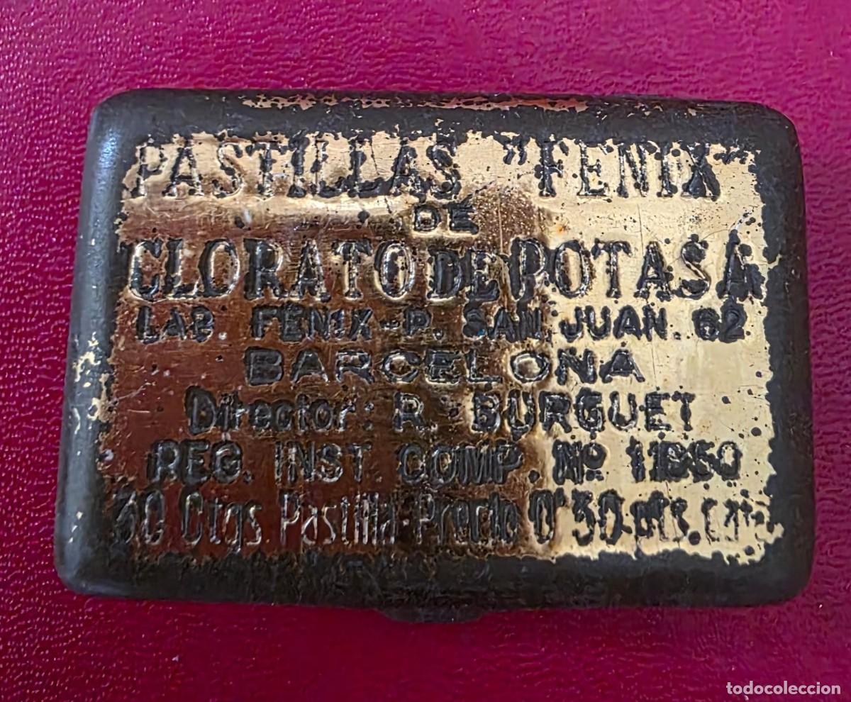 Bo&icirc;tes et petites bo&icirc;tes m&eacute;talliques: Antiguo pastillero met&aacute;lico &ldquo;F&eacute;nix&rdquo; &mdash; Pastillas de Clorato de Potasa, Laboratorios F&eacute;nix Barcelona,