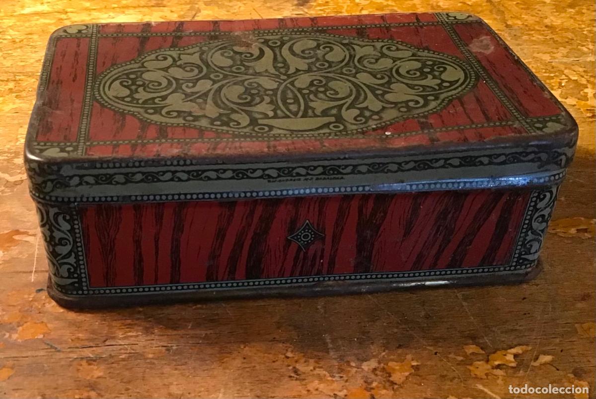 Cajas y cajitas met&aacute;licas: ANTIGUA CAJA LITOGRAFIADA - Foto 6