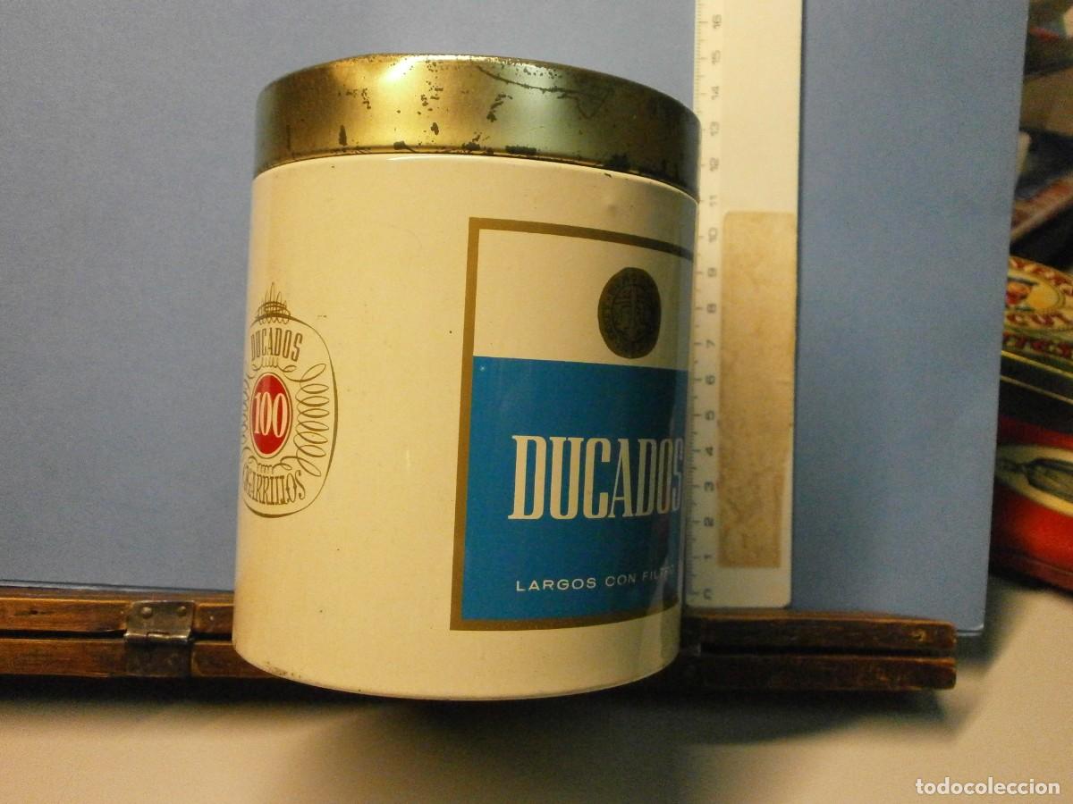 Cajas y cajitas met&aacute;licas: antigua caja lata de tabaco ducados