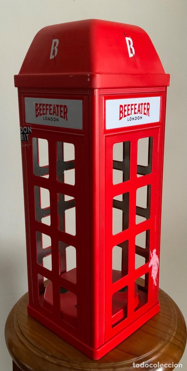 Cajas y cajitas met&aacute;licas: CAJA EXPOSITOR METAL DE GINEBRA BEEFEATER CON FORMA DE CABINA TELEF&Oacute;NICA LONDINENSE