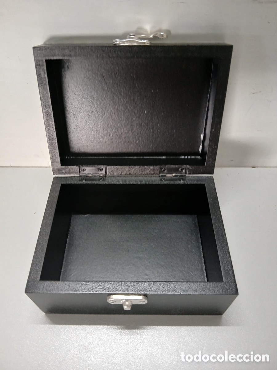 Cajas y cajitas met&aacute;licas: Caja joyero de madera buda - Foto 2