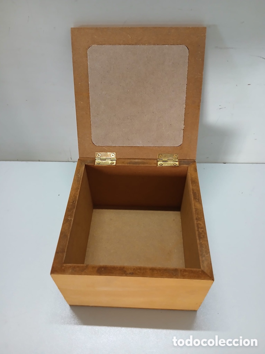 Cajas y cajitas met&aacute;licas: Caja de madera de recuerdos - Foto 2