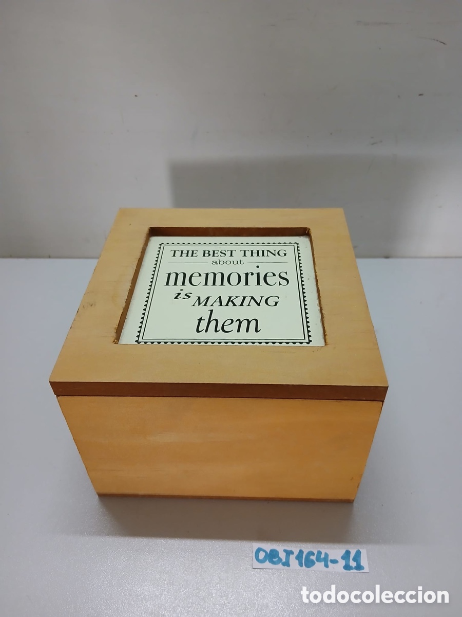 Cajas y cajitas met&aacute;licas: Caja de madera de recuerdos - Foto 1
