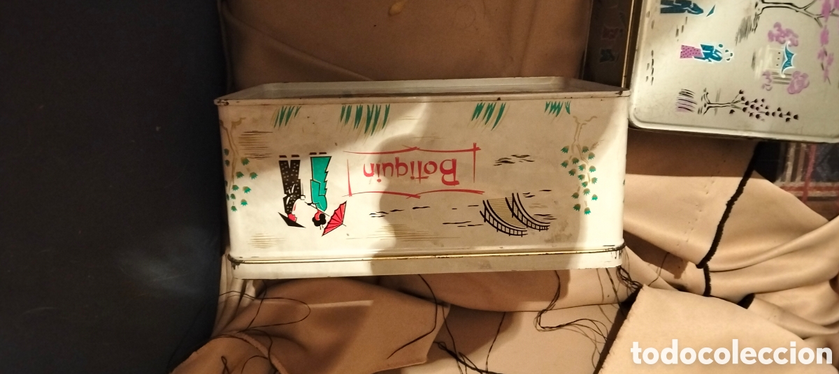 Cajas y cajitas met&aacute;licas: dos latas de Colacao antguas - Foto 2