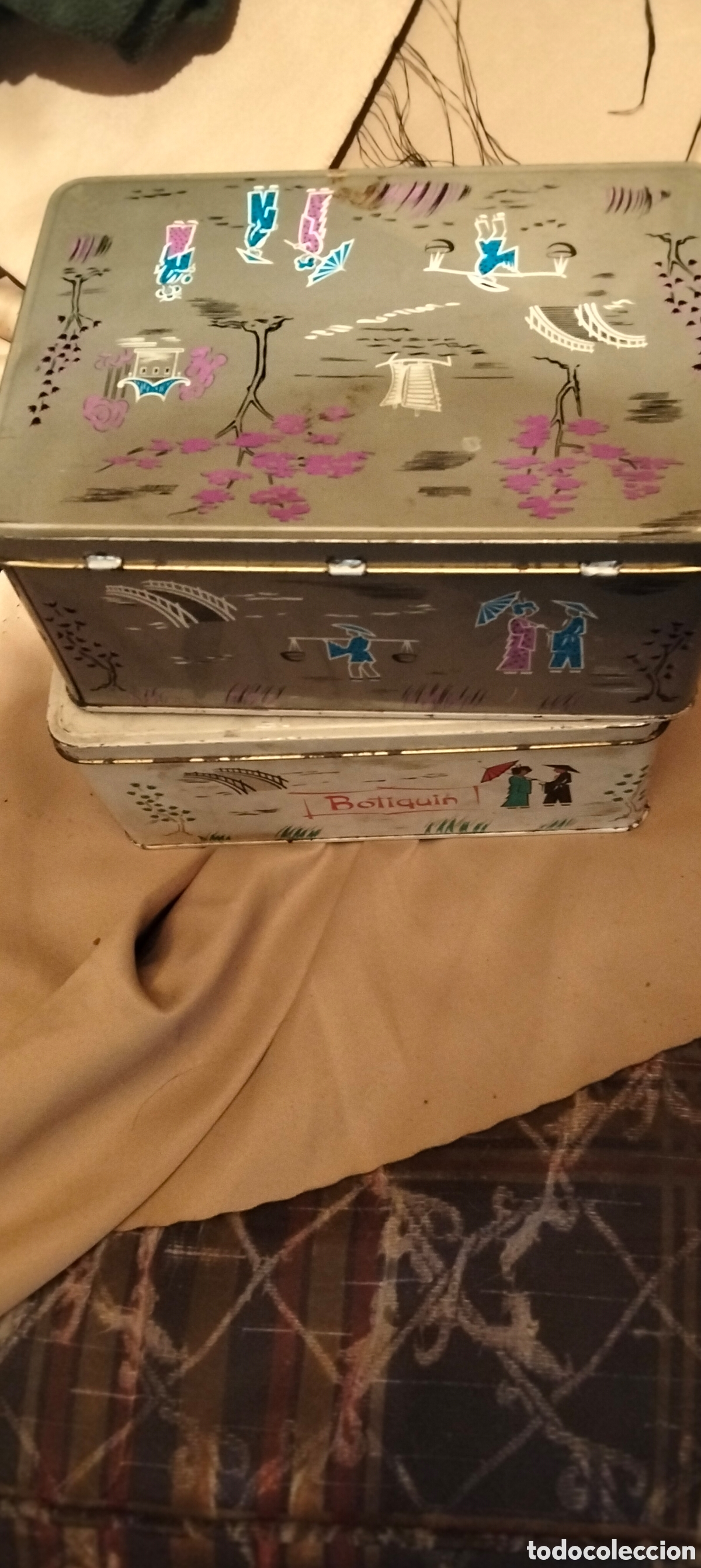 Cajas y cajitas met&aacute;licas: dos latas de Colacao antguas - Foto 5