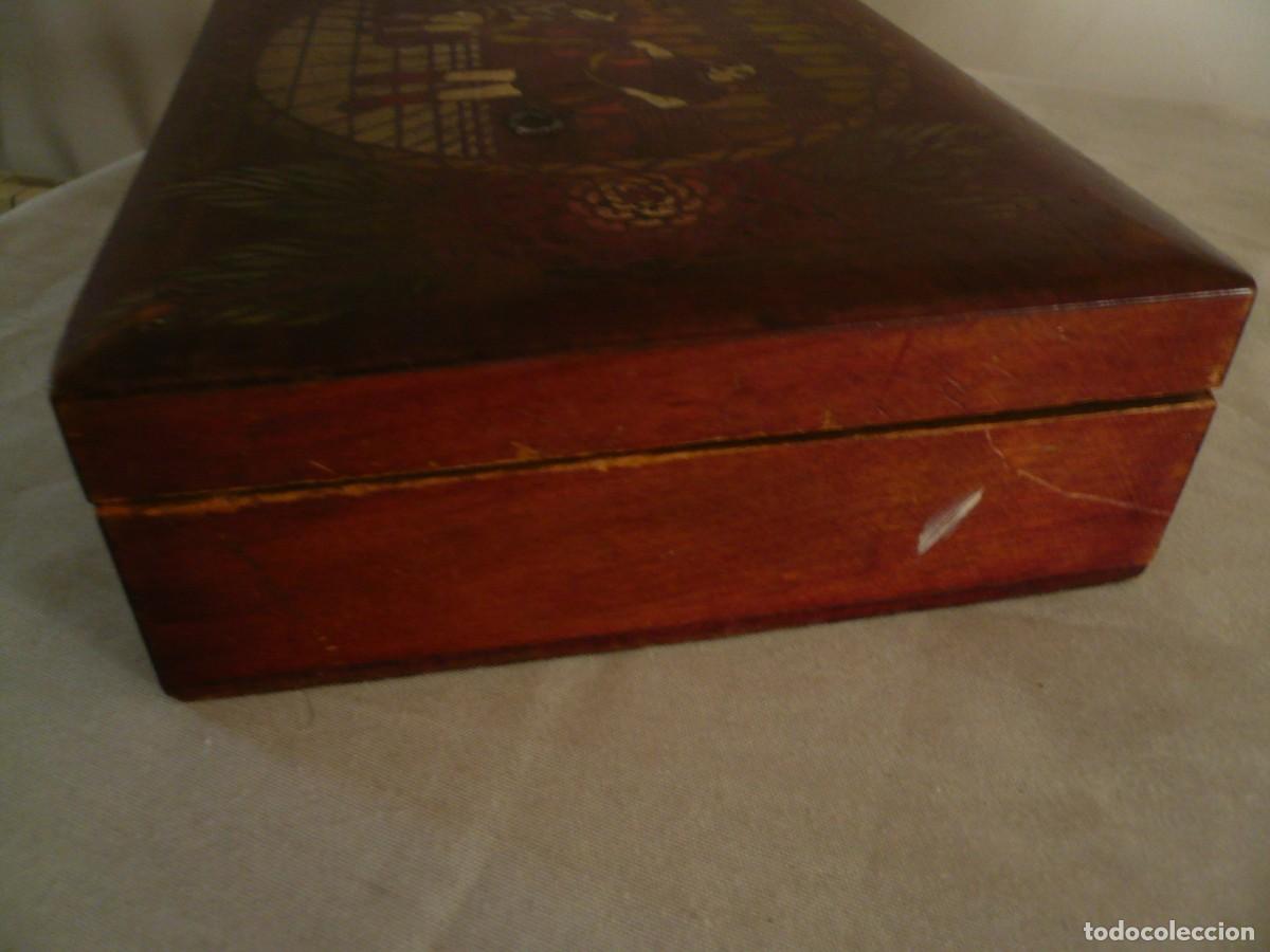 Cajas y cajitas met&aacute;licas: CAJA DE MADERA. &Eacute;POCA DE LA SEGUNDA REP&Uacute;BLICA - Foto 6