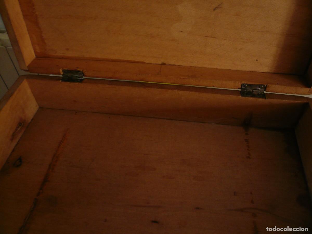 Cajas y cajitas met&aacute;licas: CAJA DE MADERA. &Eacute;POCA DE LA SEGUNDA REP&Uacute;BLICA - Foto 15