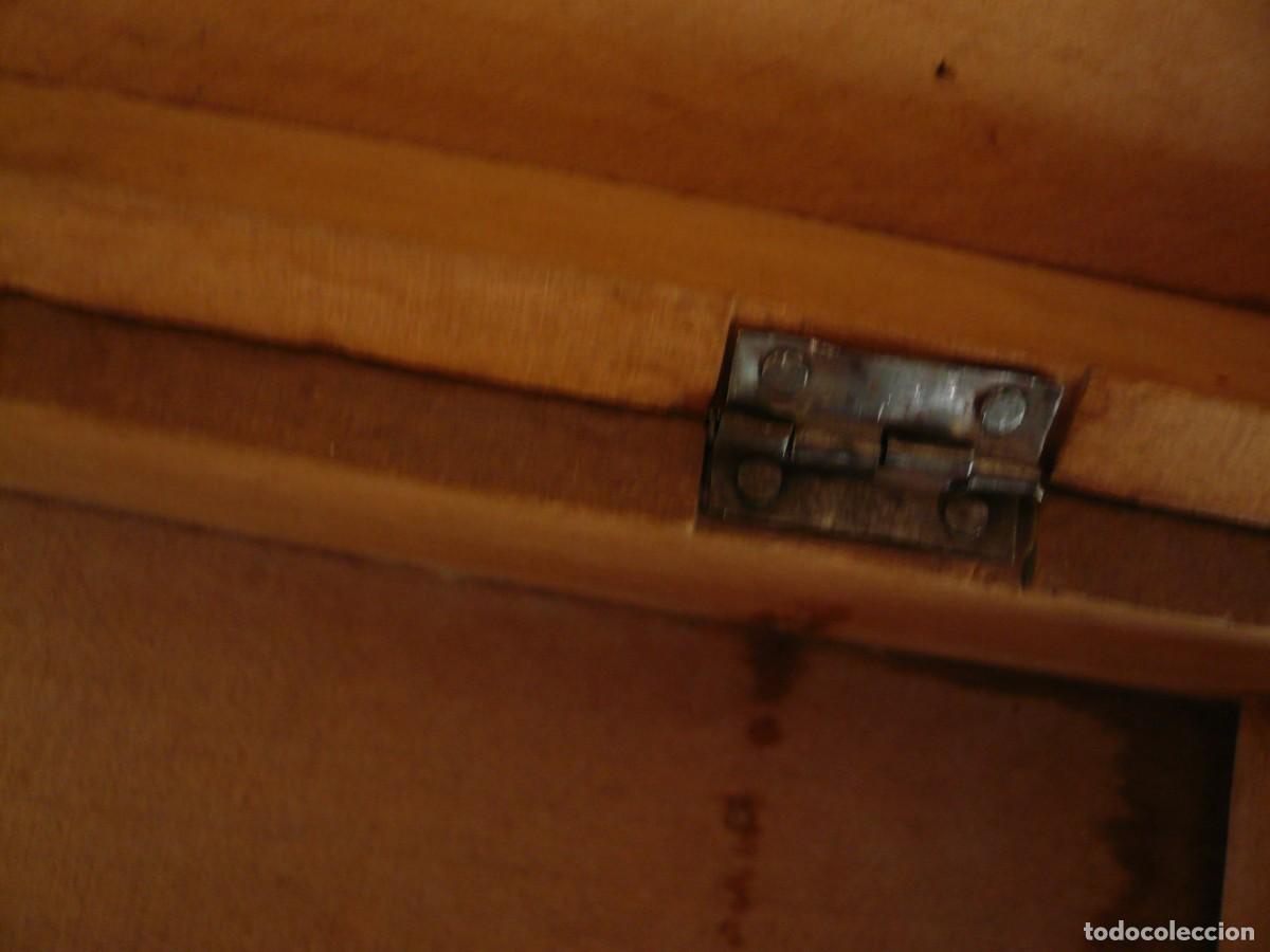 Cajas y cajitas met&aacute;licas: CAJA DE MADERA. &Eacute;POCA DE LA SEGUNDA REP&Uacute;BLICA - Foto 17