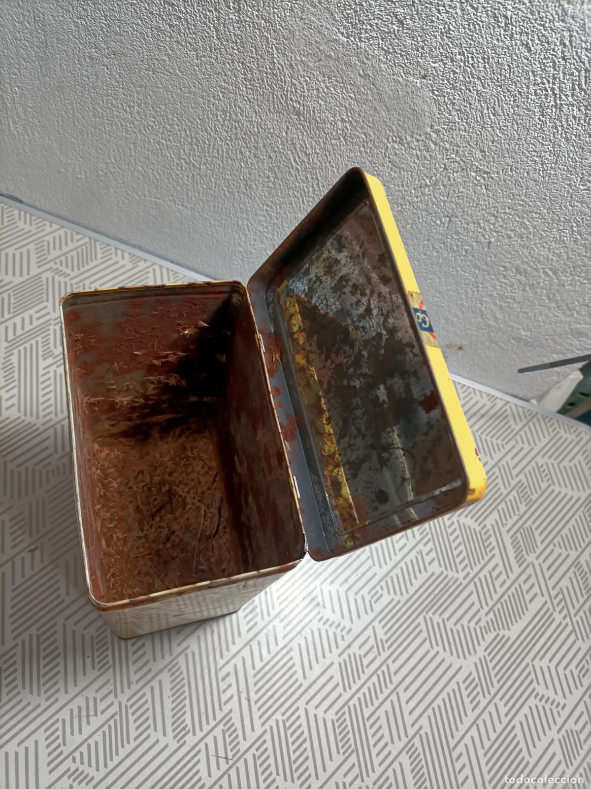 Cajas y cajitas met&aacute;licas: Antigua lata de cola cao - Foto 6