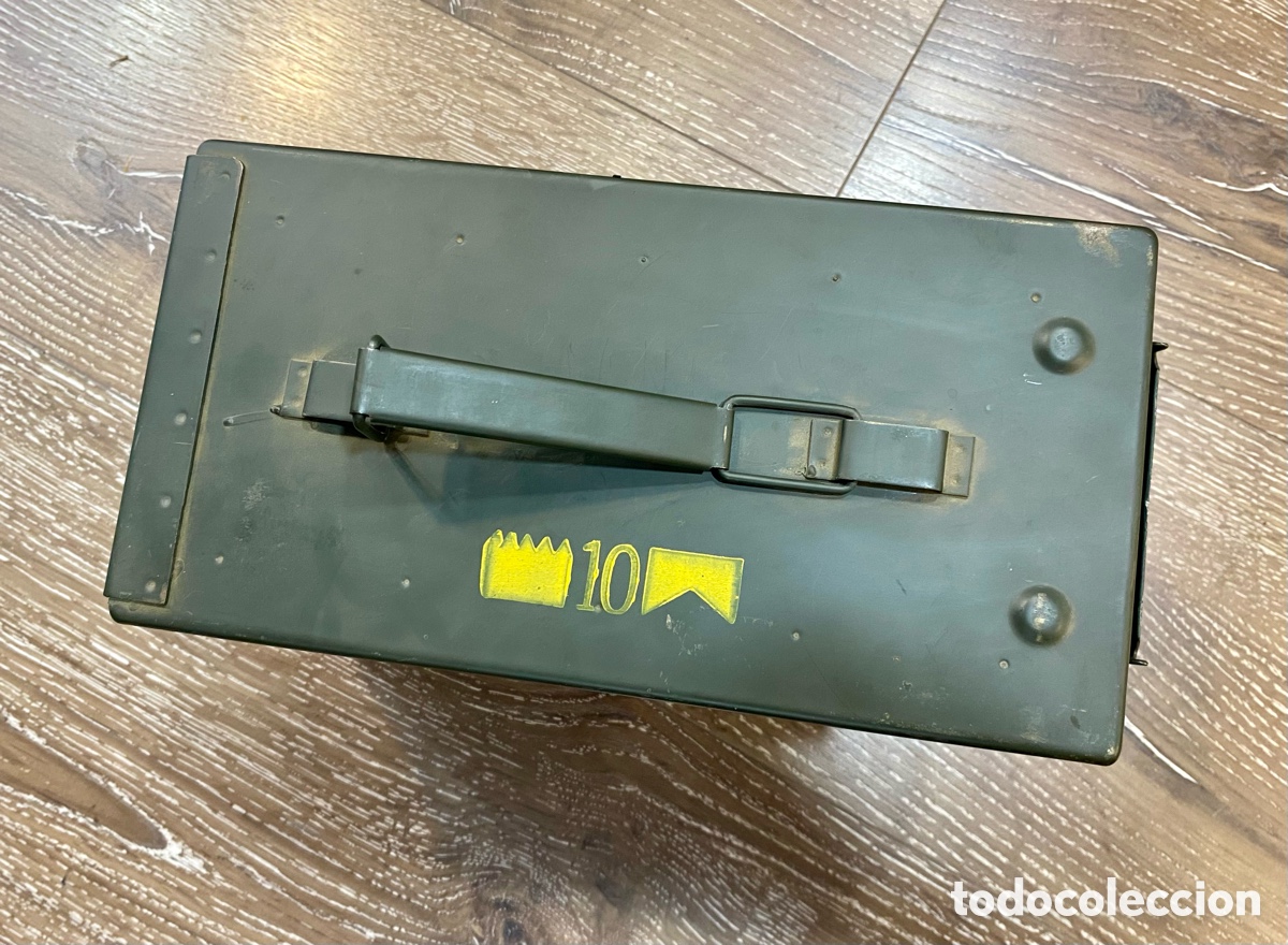 Cajas y cajitas met&aacute;licas: Caja de municion militar. Ejercito - Foto 4