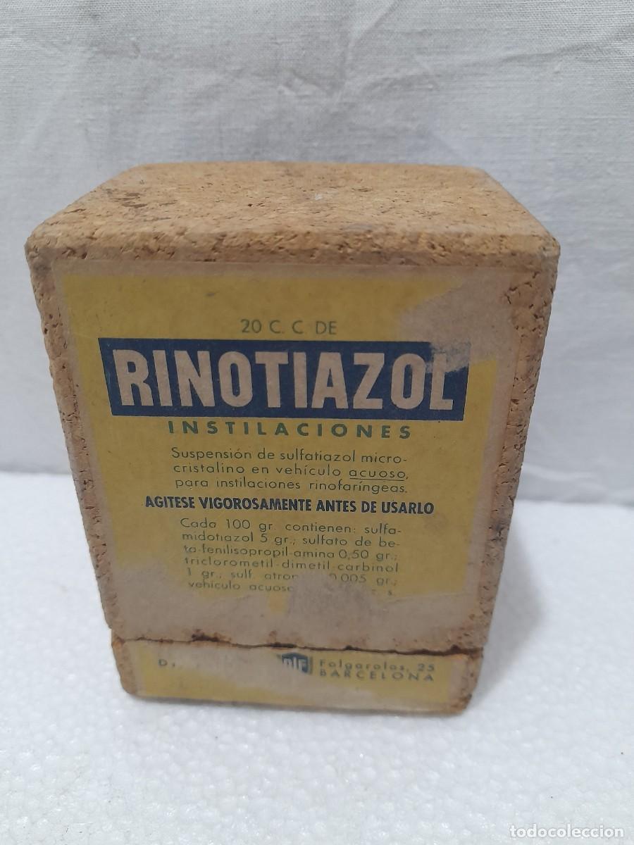 Bo&icirc;tes et petites bo&icirc;tes m&eacute;talliques: CAJA DE FARMACIA RINOTIAZOL LABORATORIOS DIF DR. ANDREU