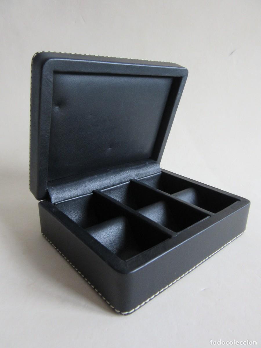 Cajas y cajitas met&aacute;licas: CAJA TIPO JOYERO DE LOEWE - Foto 2