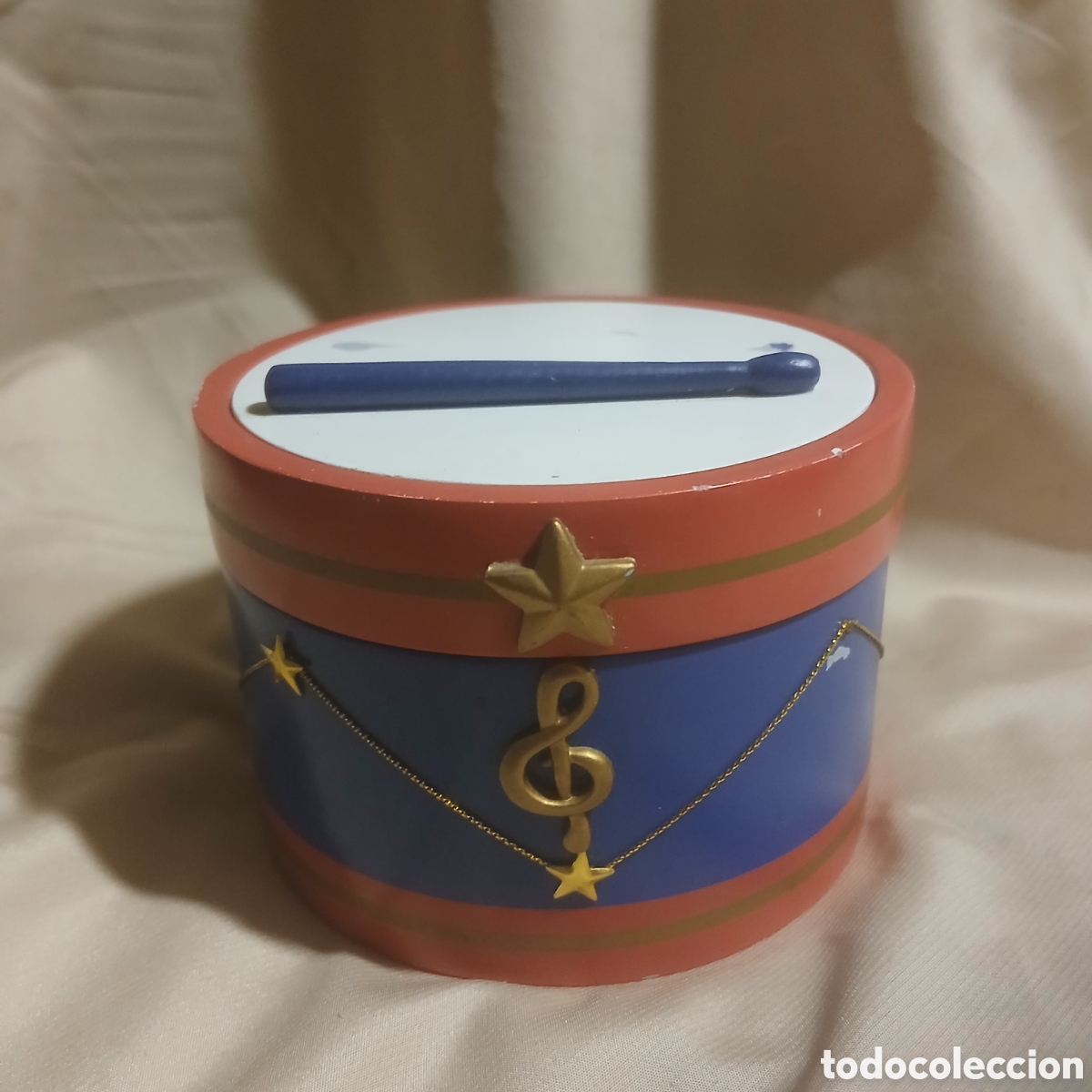 Cajas y cajitas met&aacute;licas: Caja musical de madera - Foto 5