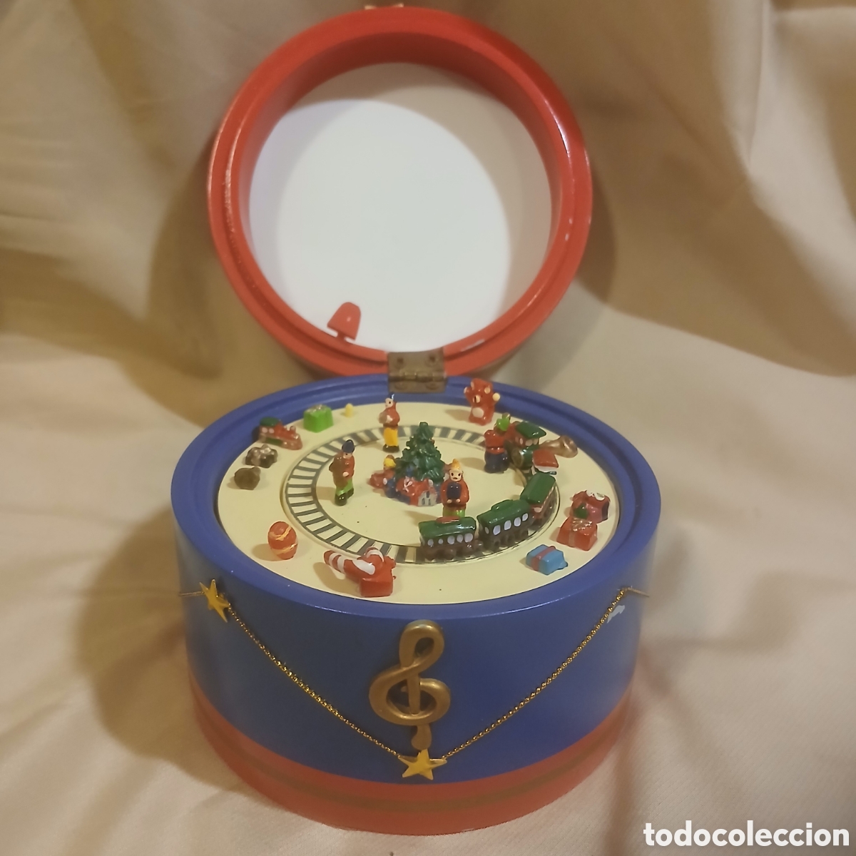 Cajas y cajitas met&aacute;licas: Caja musical de madera - Foto 6