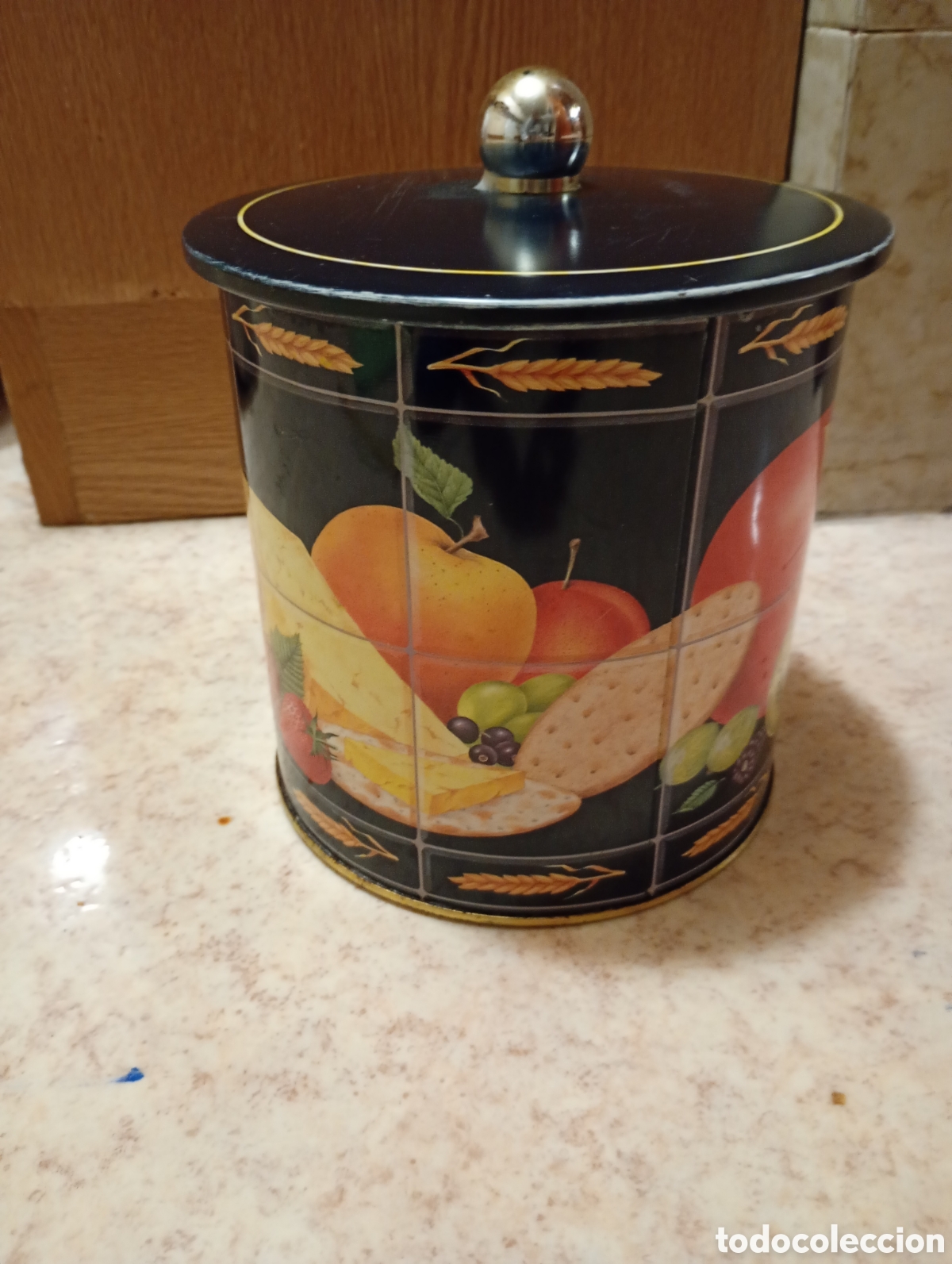 Cajas y cajitas met&aacute;licas: Lata de galletas Carris biscuit - Foto 1