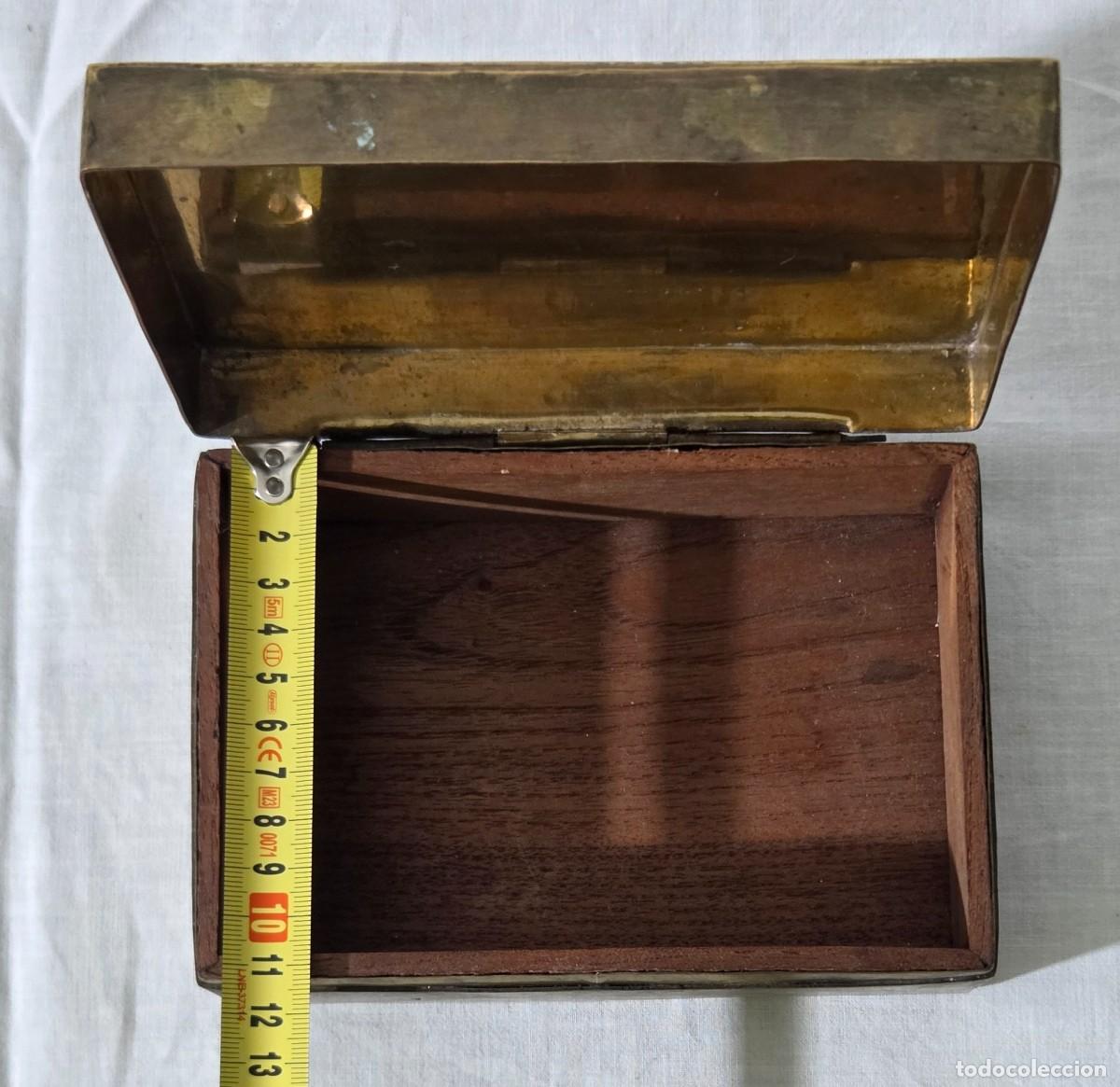 Cajas y cajitas met&aacute;licas: Curiosa caja de madera y bronce - Foto 11