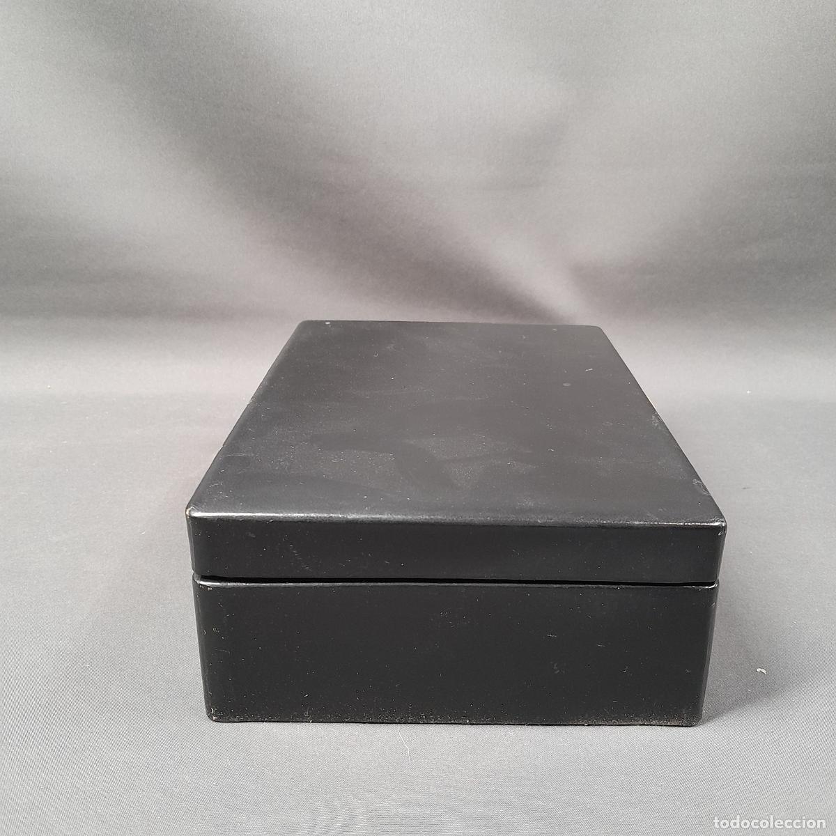 Cajas y cajitas met&aacute;licas: CAJA JOYERO RECTANGULAR EN S&Iacute;MIL PIEL. 1950 CA. - Foto 5