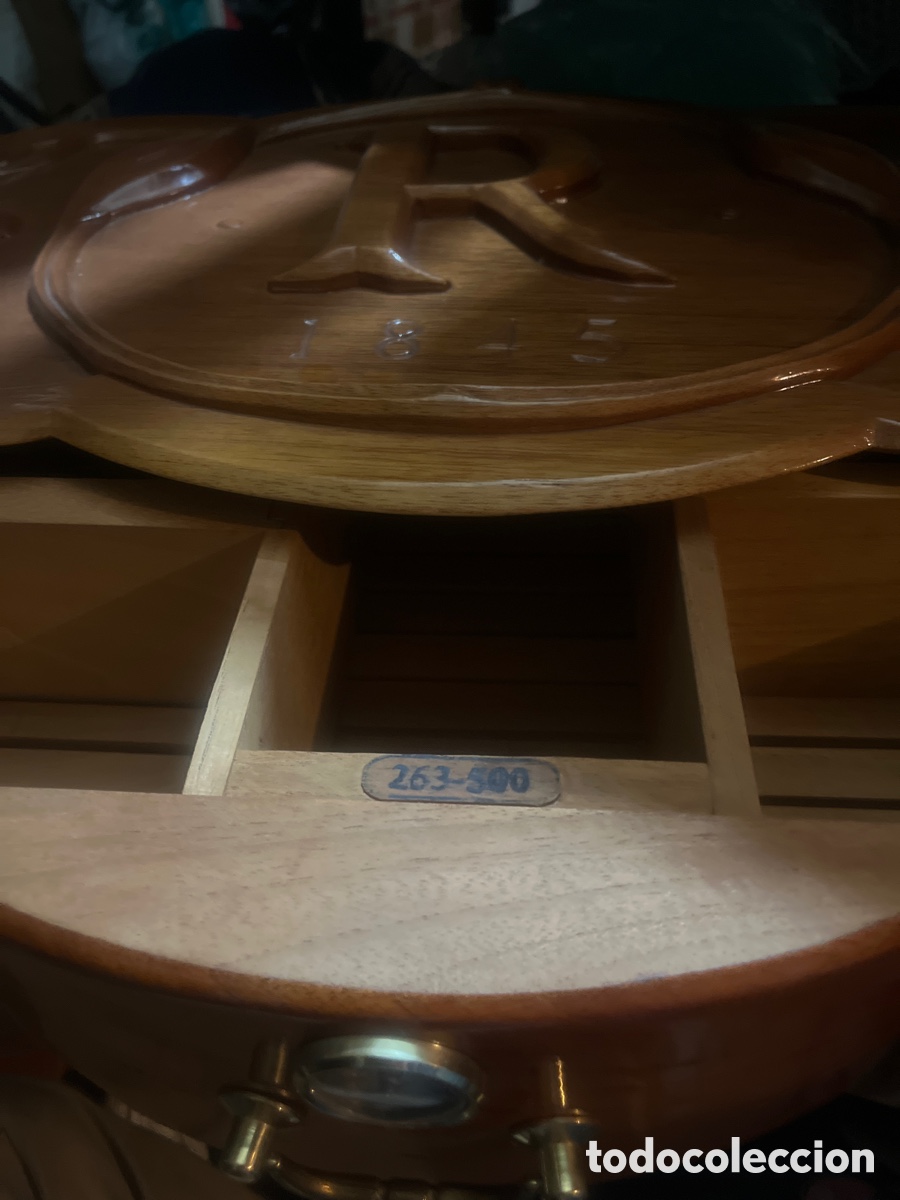 Cajas y cajitas met&aacute;licas: Caja humidor Robaina - Foto 2