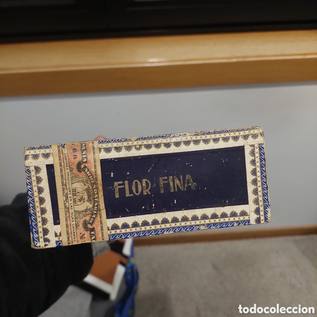 Cajas y cajitas met&aacute;licas: Caja de puros Labores. - Foto 3