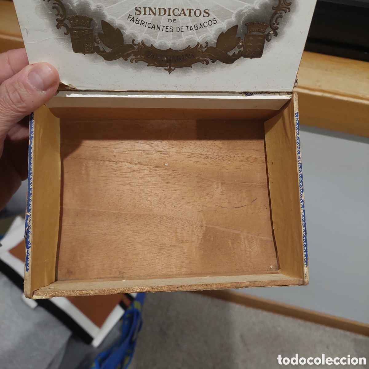 Cajas y cajitas met&aacute;licas: Caja de puros Labores. - Foto 11