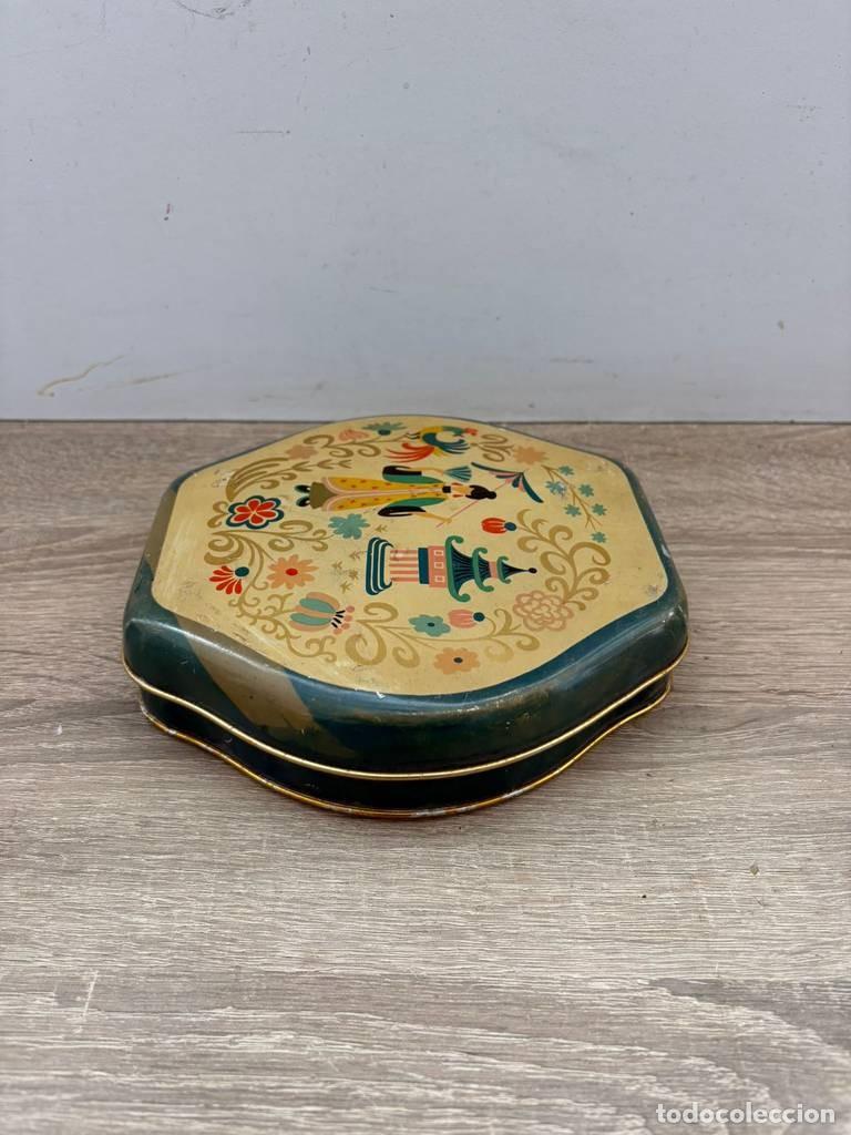 Cajas y cajitas met&aacute;licas: LATA CON MOTIVOS ORIENTALES - Foto 4