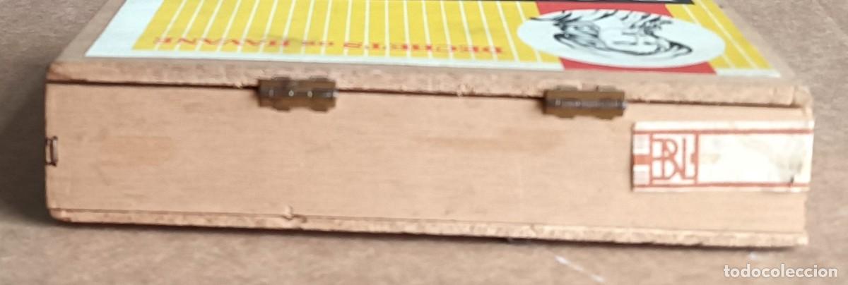 Cajas y cajitas met&aacute;licas: Caja de madera don Carlos Petitos - Foto 5