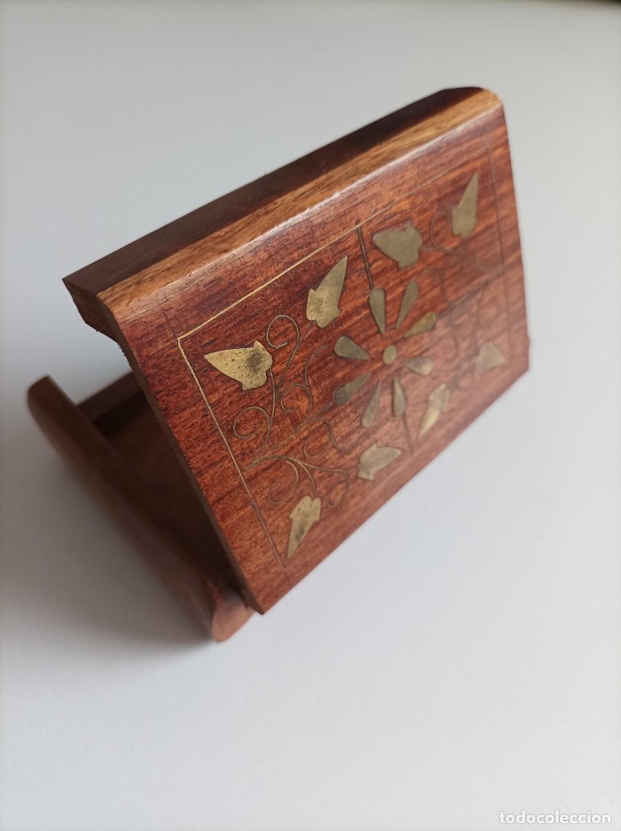 Cajas y cajitas met&aacute;licas: Cajita de madera decorada. - Foto 2