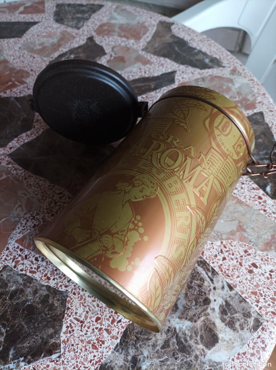 Cajas y cajitas met&aacute;licas: Lata de caf&eacute; Marcilla - Foto 3