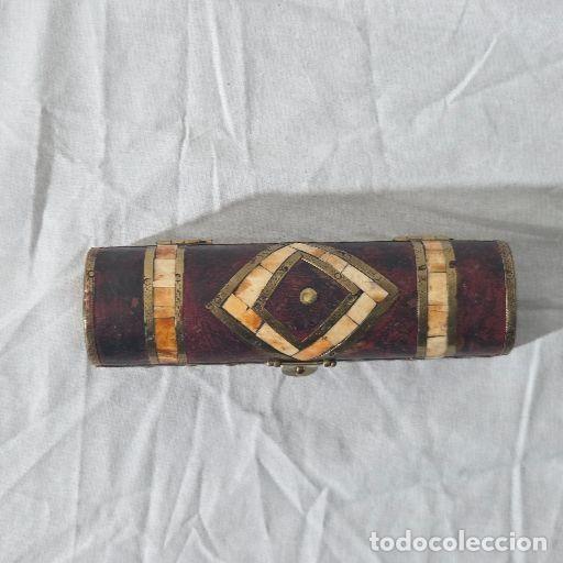 Cajas y cajitas met&aacute;licas: Caja cofre de madera y hueso - Foto 3